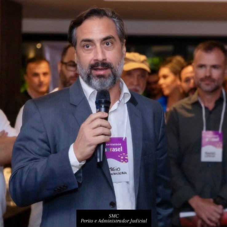 Sérgio Maciel Couto durante evento profissional